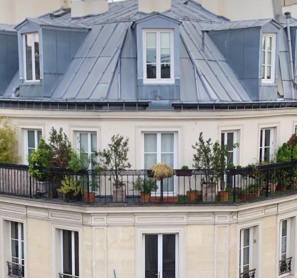 Номер Deluxe с Видом, Des 3 Colleges