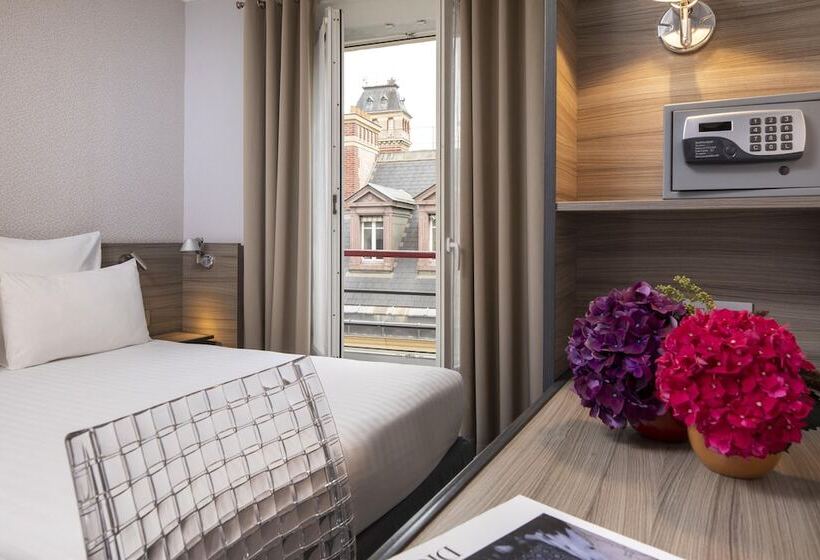 Номер Superior, Des 3 Colleges