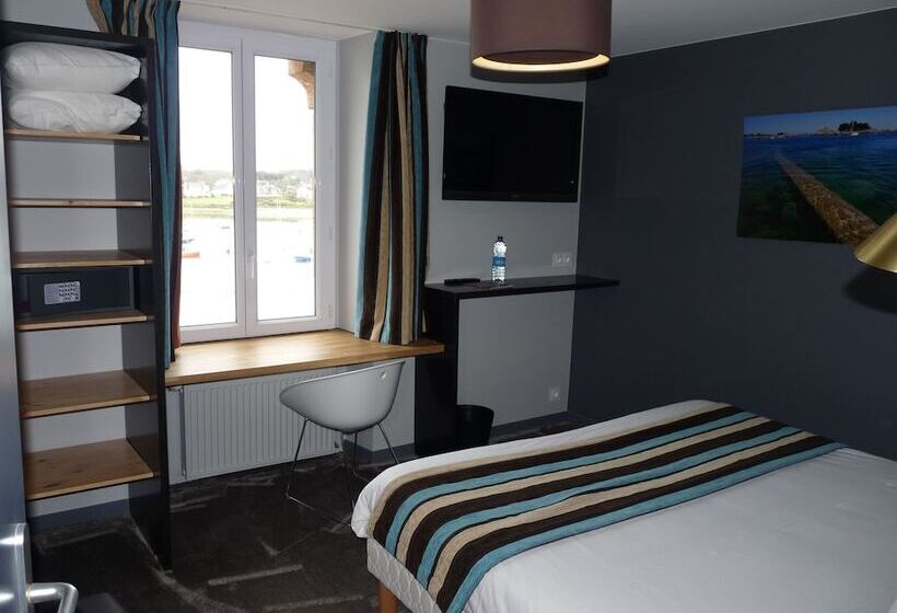 带海景的古典房间, Des Rochers