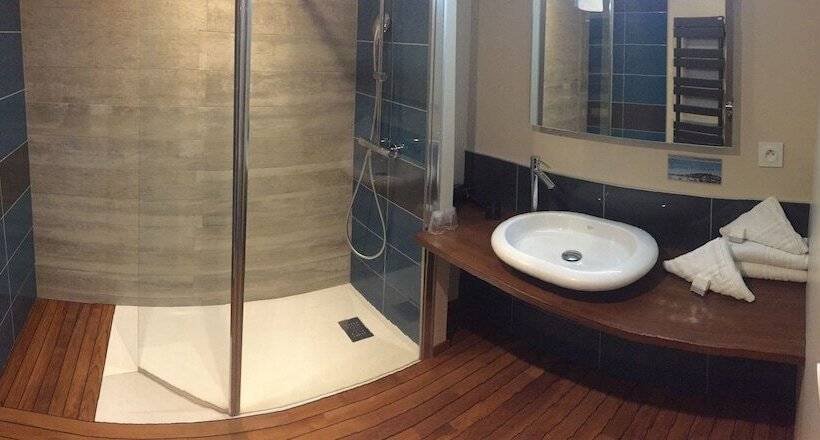 高级内部房间, Des Rochers