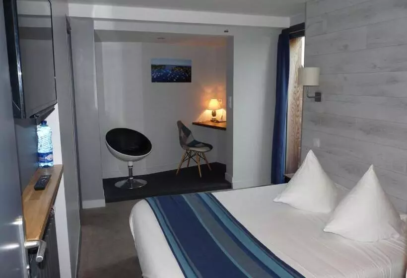 Classic Interior Room, Des Rochers