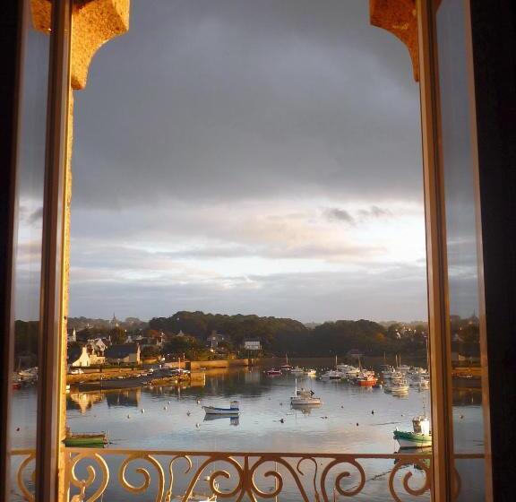 海景套房, Des Rochers