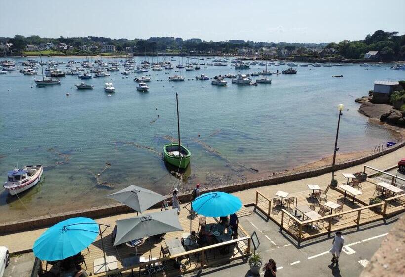 带海景的古典房间, Des Rochers