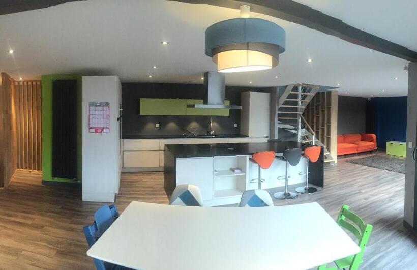 带1个卧室的豪华公寓, Des Rochers