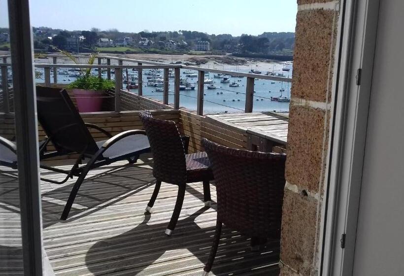 海景标准间露台, Des Rochers