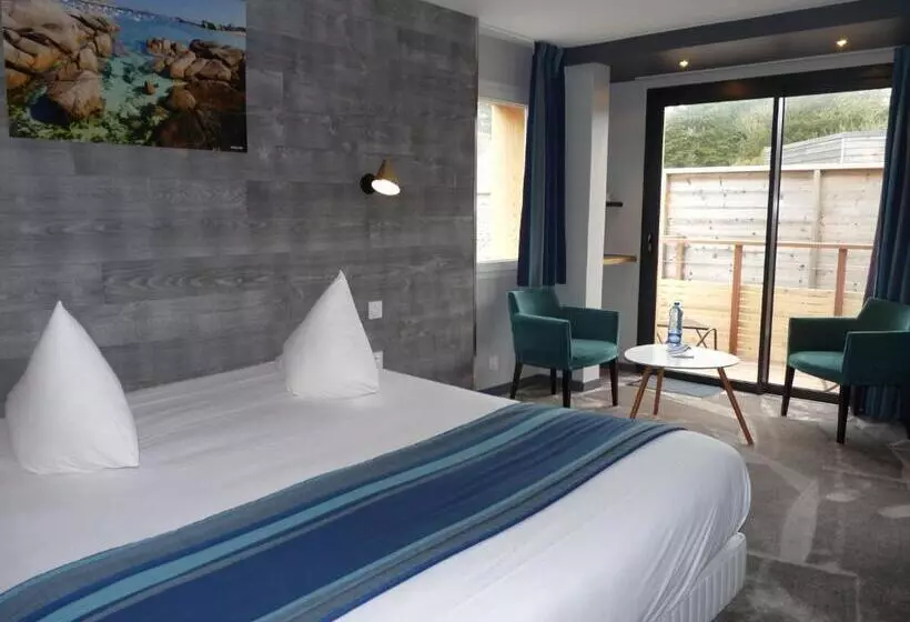 Deluxe-huone Sivuttainen Merinäkymä, Des Rochers