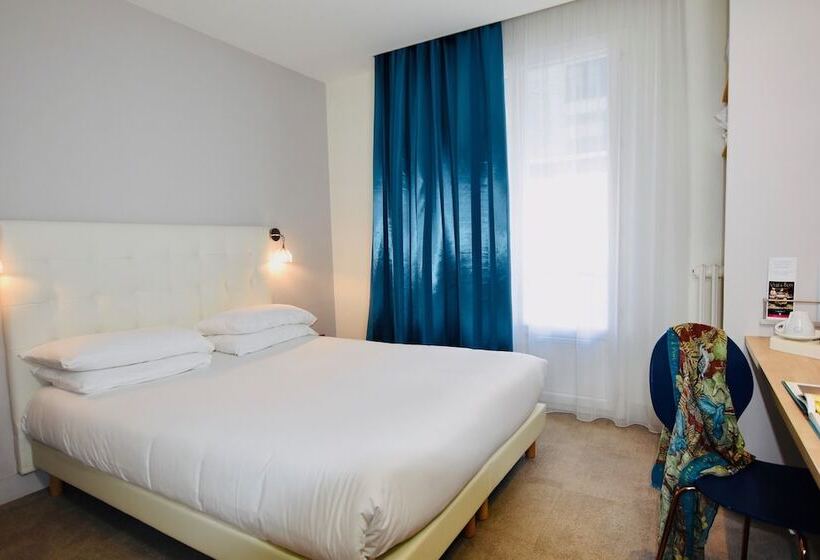 스탠다드 룸, Escale Oceania Lorient