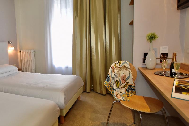 컴포트 룸, Escale Oceania Lorient