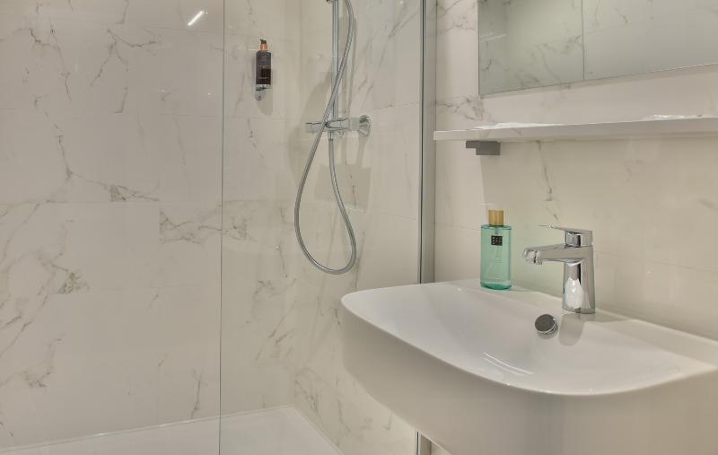 컴포트 룸, Escale Oceania Lorient