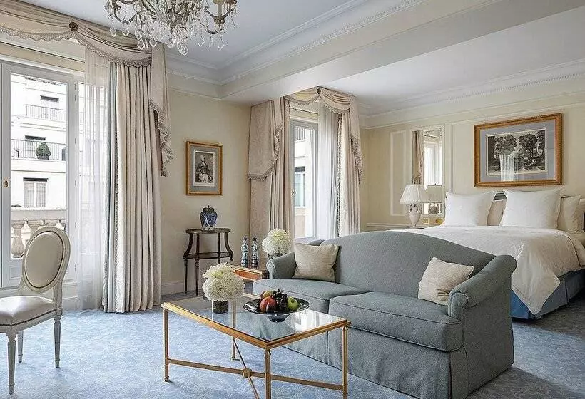 プレミアムルーム, Four Seasons Hotel George V Paris