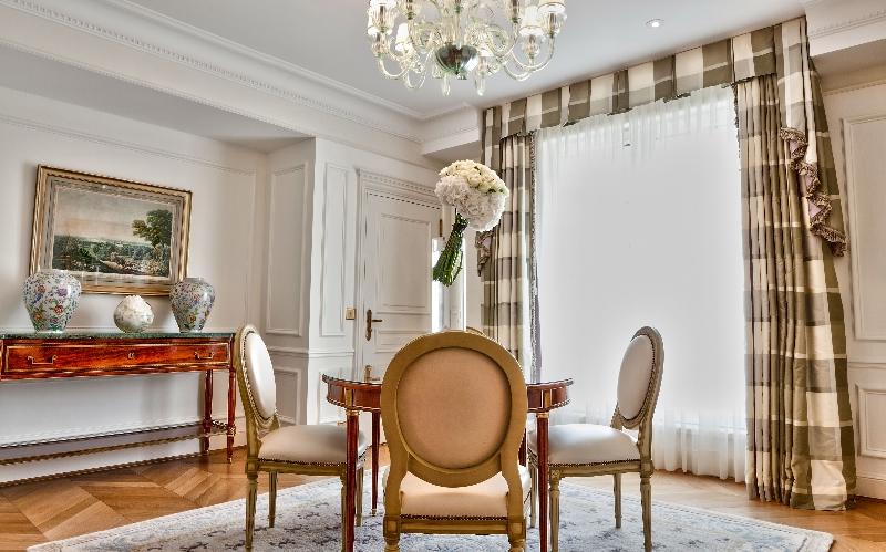 プレミアムスイート, Four Seasons Hotel George V Paris