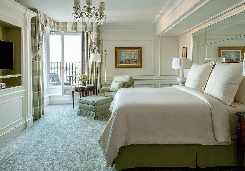 プレミアムスイート, Four Seasons Hotel George V Paris