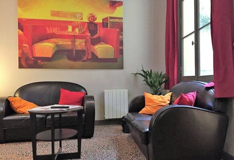 스탠다드 내측 룸, Gambetta