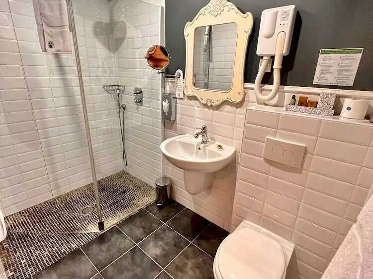 デラックスルーム, Château Hôtel Edward 1er