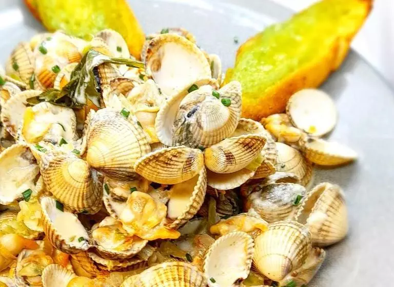 اتاق استاندارد یک نفره, Hôtel Restaurant La Mascotte
