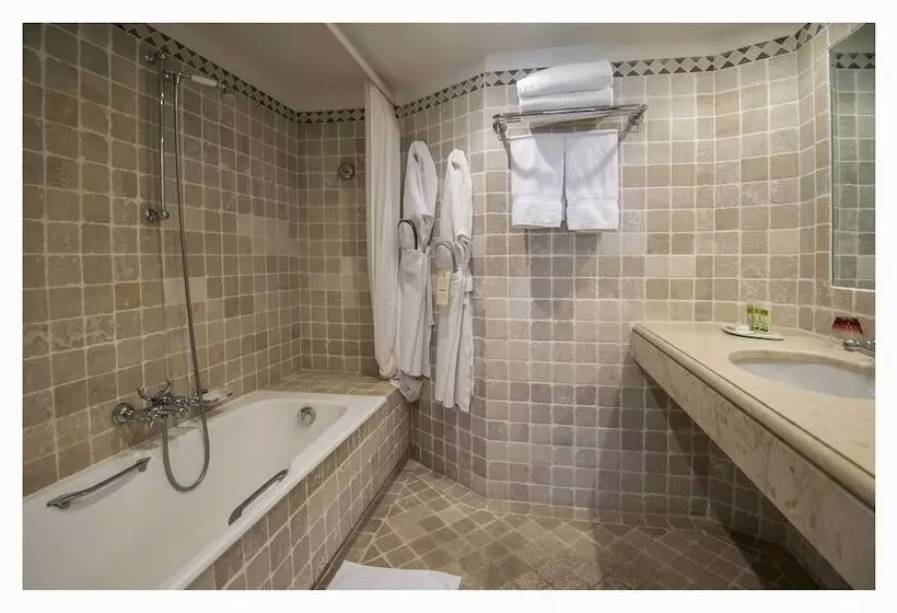 クラシックルーム, Hôtel La Pérouse Nice Baie Des Anges Recently Fully Renovated