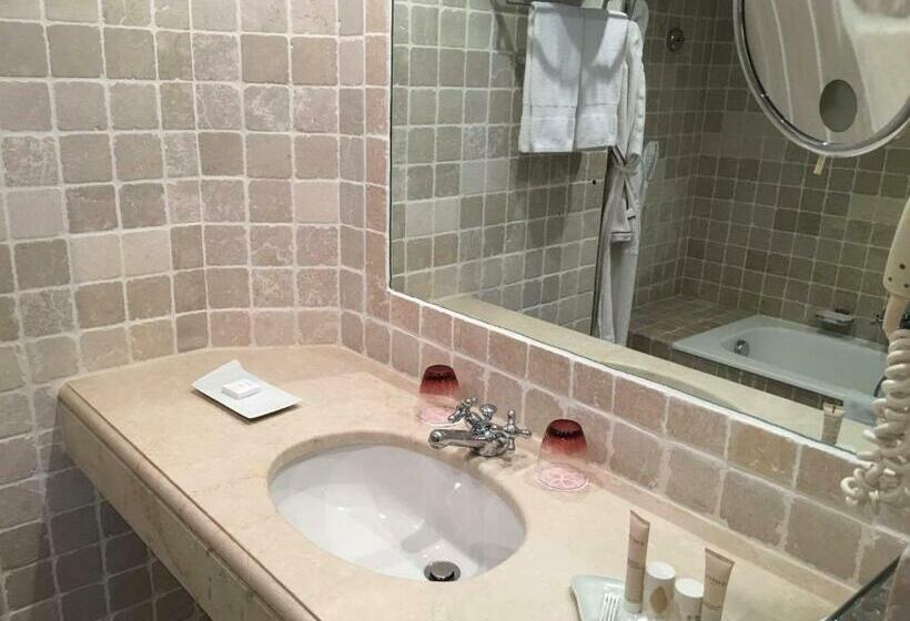 수피리어 전망 룸, Hôtel La Pérouse Nice Baie Des Anges   Recently Fully Renovated