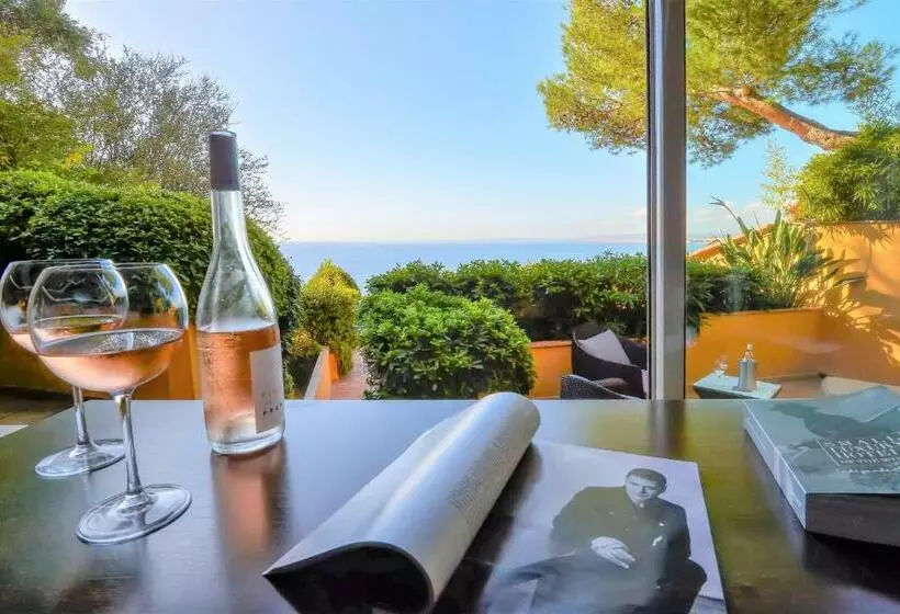 景色の見えるジュニアスイート, Hôtel La Pérouse Nice Baie Des Anges Recently Fully Renovated