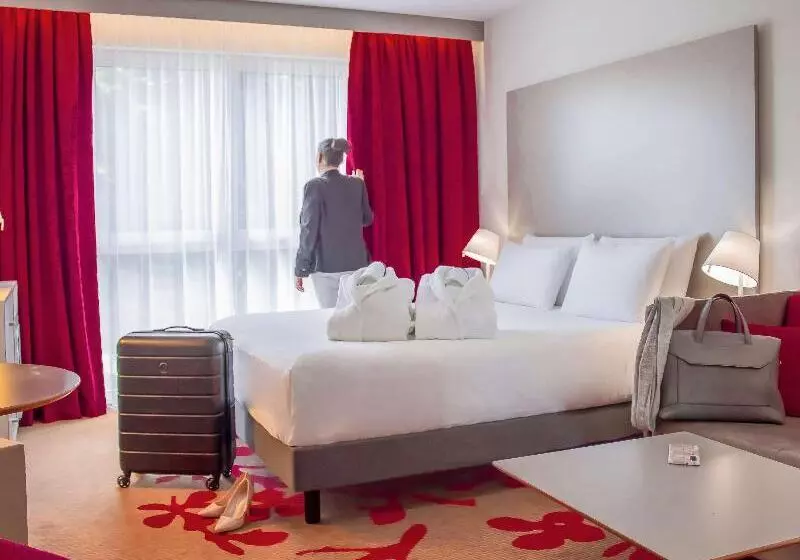 ファミリールーム, Hôtel Mercure Tours Nord