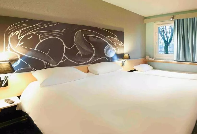 ダブルベッドスタンダードルーム, Ibis Bourg En Bresse