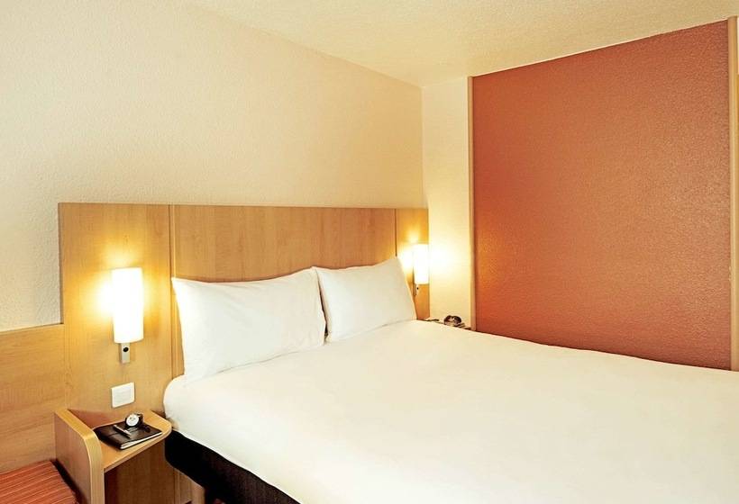 Standard Room Double Bed, Ibis Lyon Gare Part Dieu