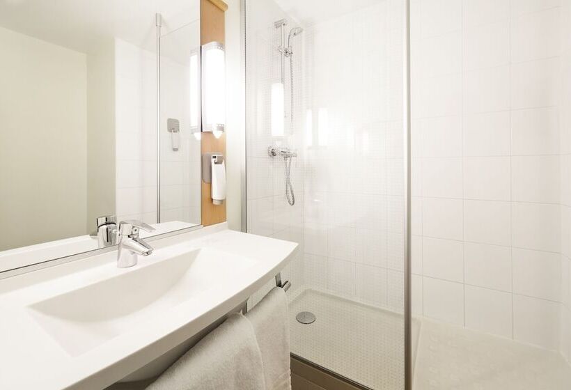 غرفة قياسية, Ibis Senlis