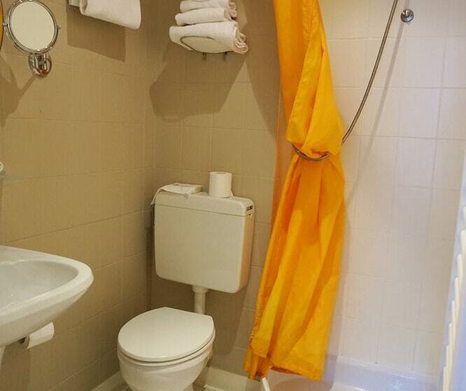 اتاق استاندارد, Hôtel Istria By Magna Arbor