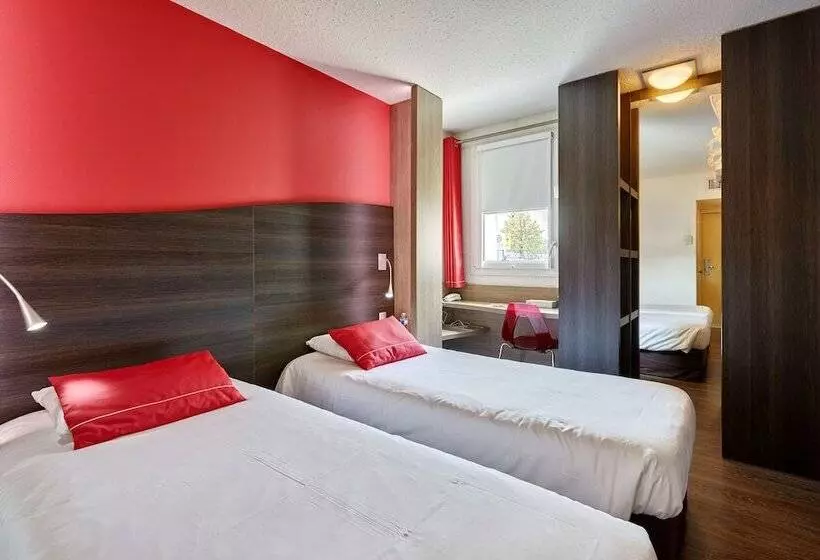 اتاق استاندارد با تخت دوبل, Kyriad La Roche Sur Yon