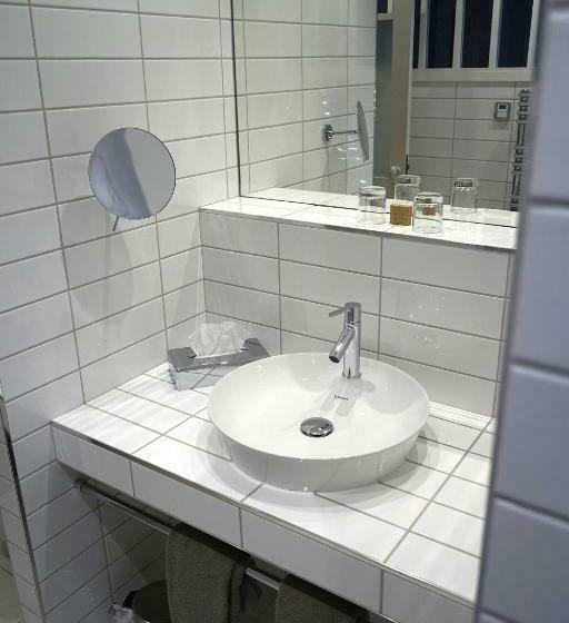 غرفة سوبيريور, La Frégate