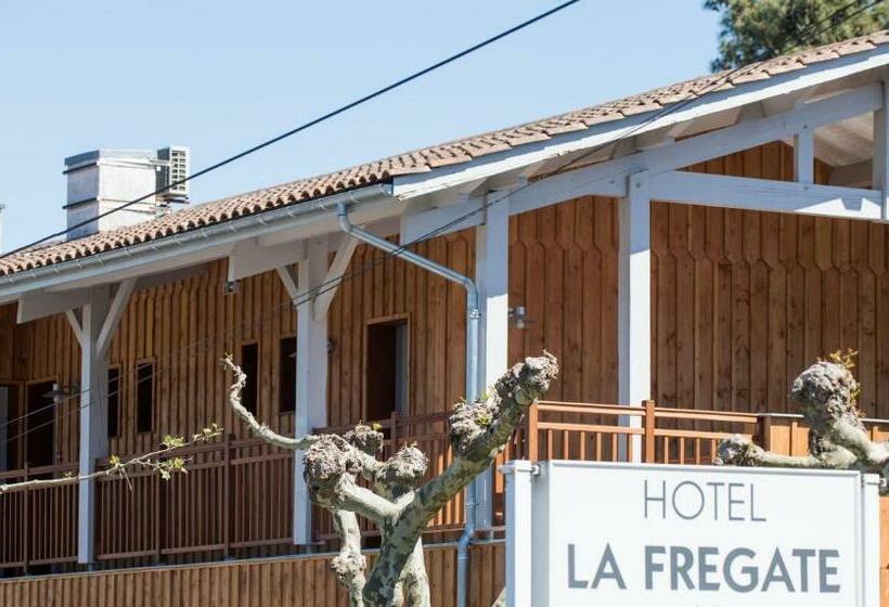 غرفة سوبيريور, La Frégate