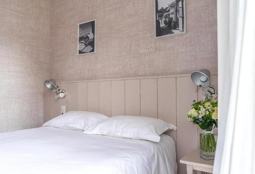 غرفة كومفورت, La Frégate