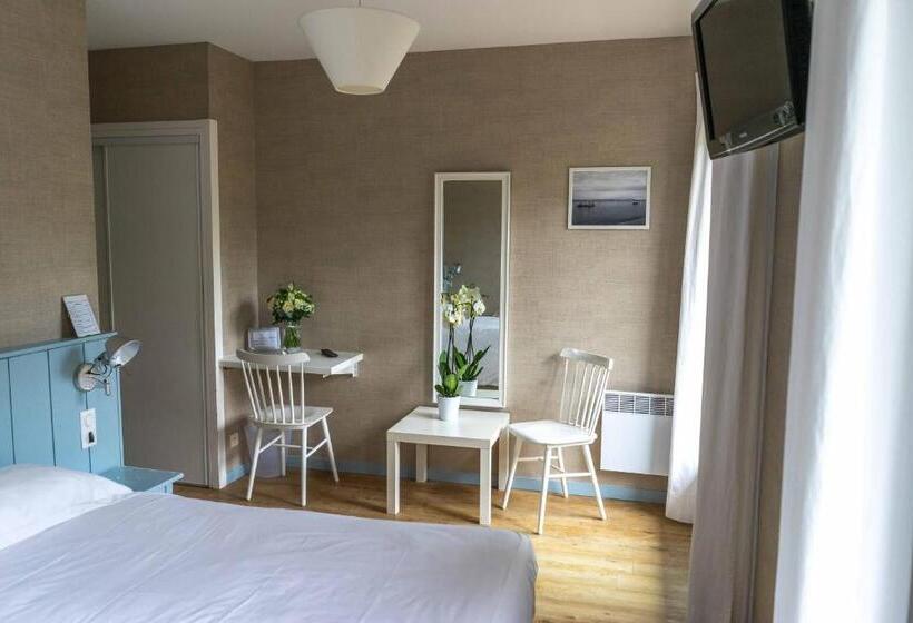 غرفة كومفورت, La Frégate