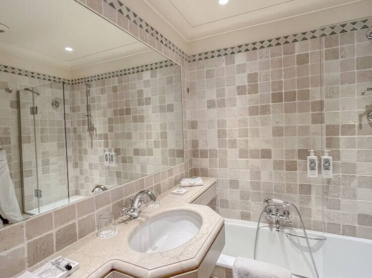 اتاق کلاسیک, Hôtel La Pérouse Nice Baie Des Anges   Recently Fully Renovated