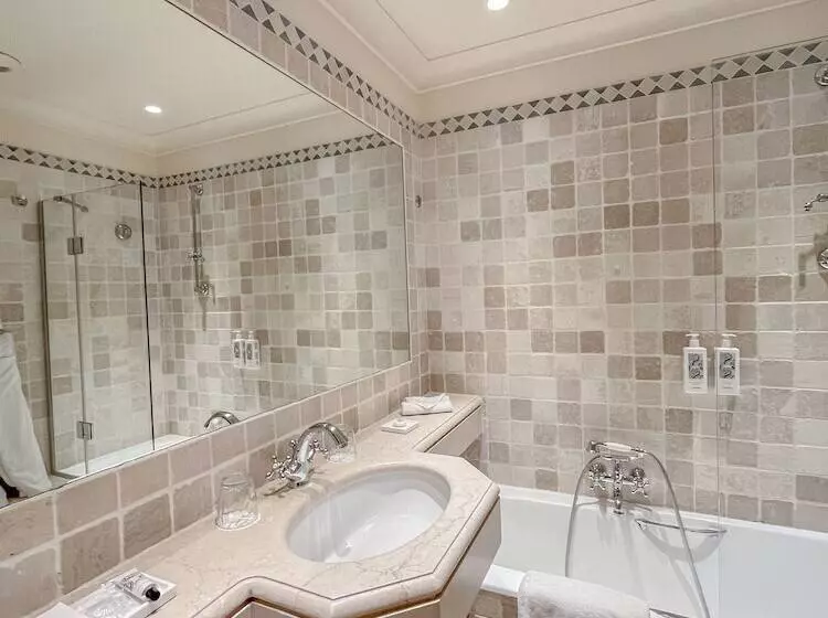 クラシックルーム, Hôtel La Pérouse Nice Baie Des Anges Recently Fully Renovated