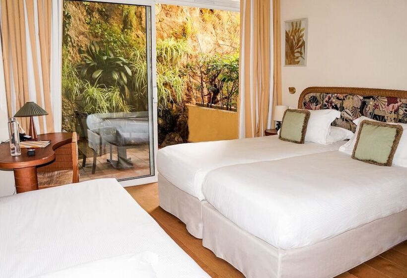 スーペリアトリプルルーム, Hôtel La Pérouse Nice Baie Des Anges   Recently Fully Renovated
