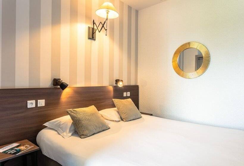 标准三人间, Relais Amadourien