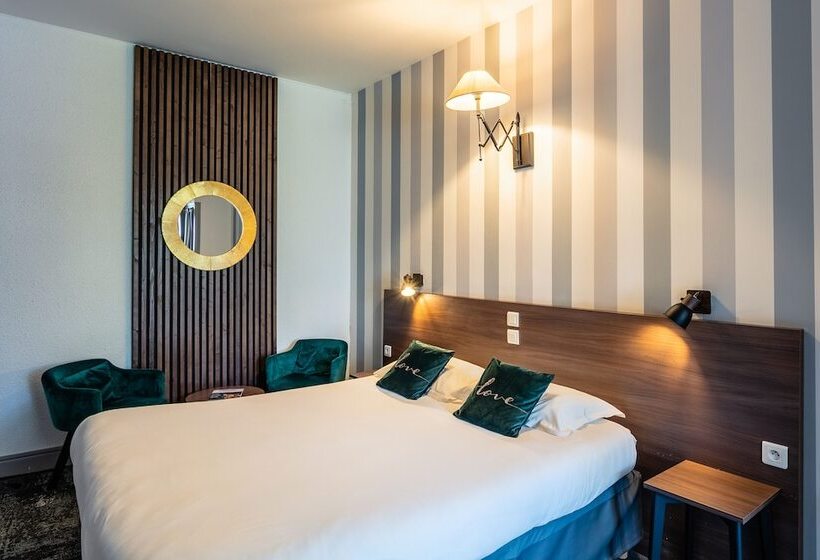 四人标准间, Relais Amadourien