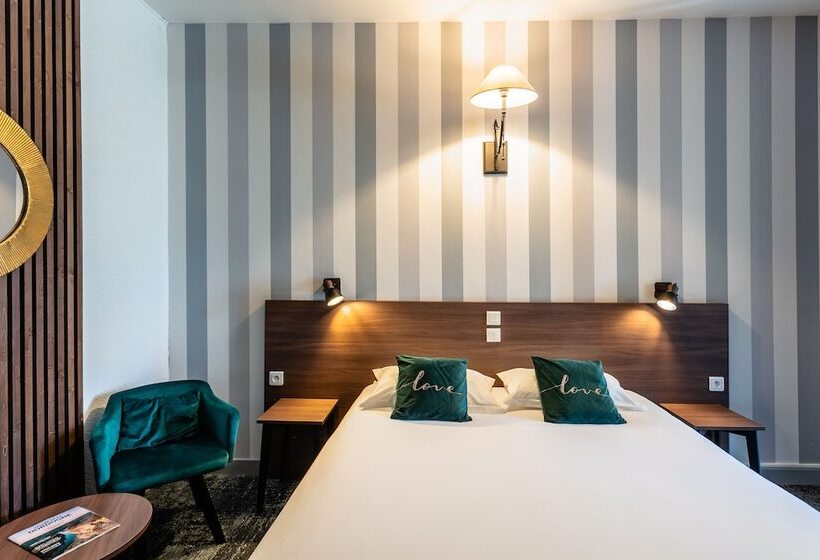 四人标准间, Relais Amadourien