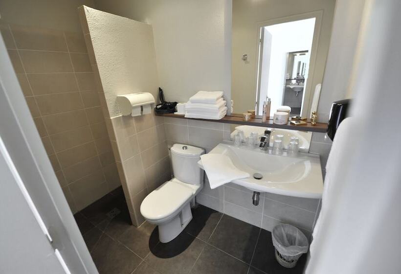 四人标准间, Relais Amadourien