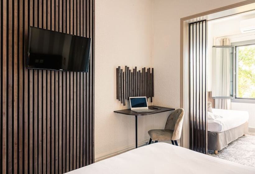 标准三人间, Relais Amadourien