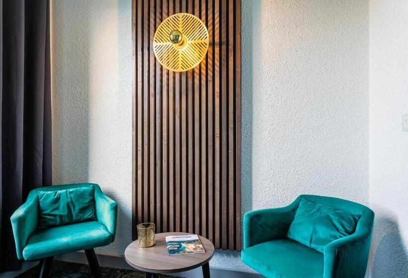 标准间, Relais Amadourien