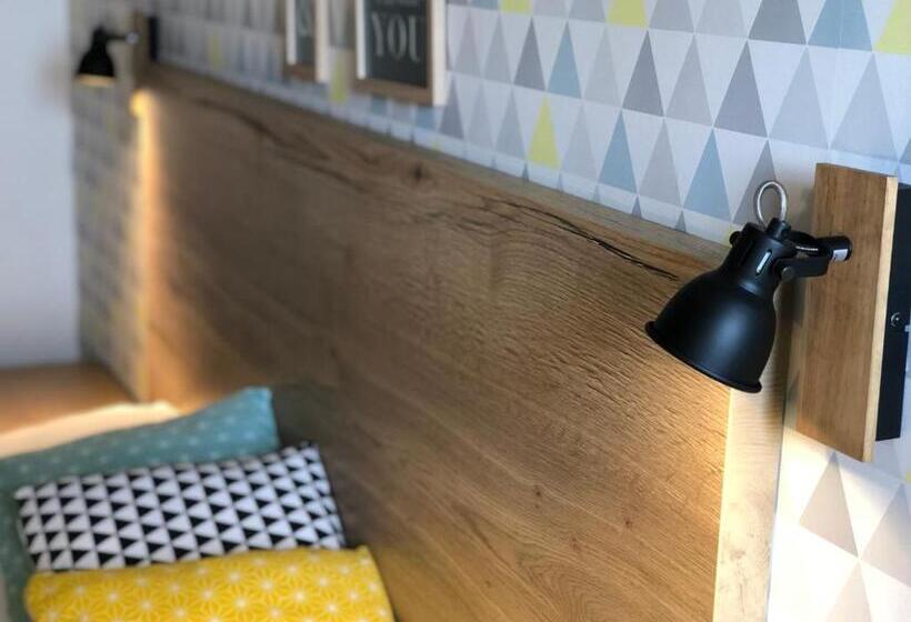 标准间, Relais Amadourien