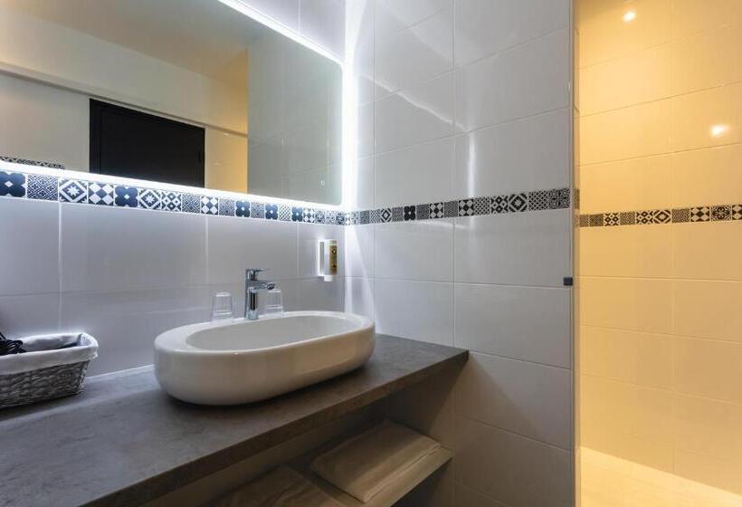 Номер Стандарт, Relais Amadourien