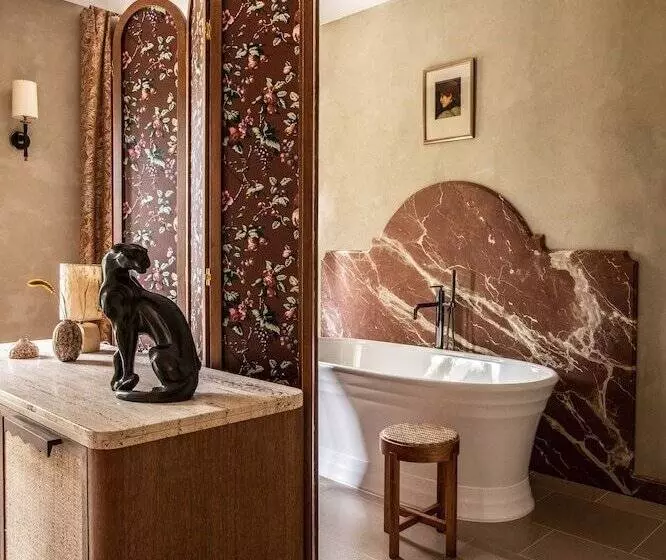 سوییت, Relais Bernard Loiseau