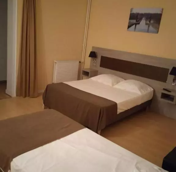 スタンダードトリプルルーム, Auberge Du Pont Canal