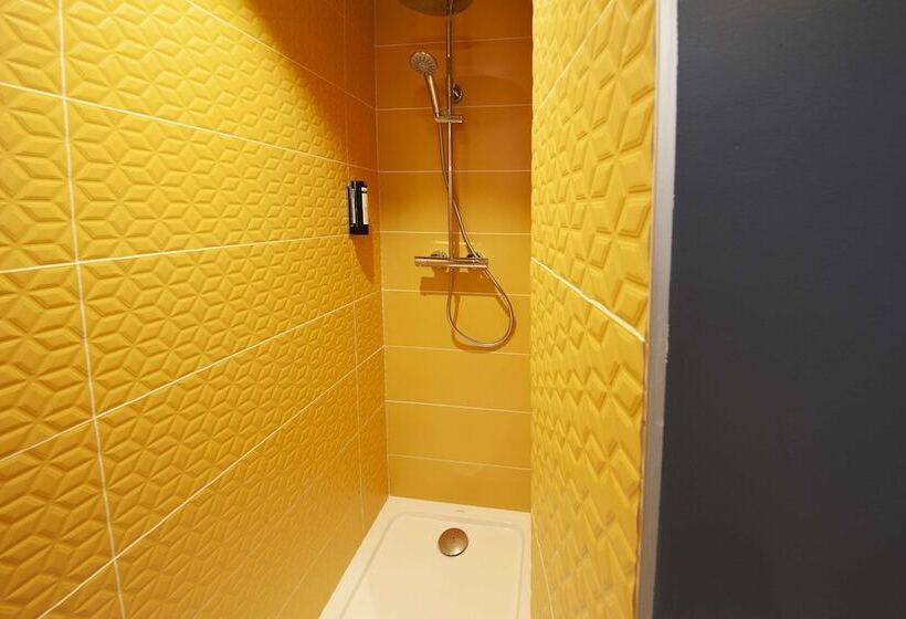 Номер Стандарт, Comfort Hotel Clermont Saint Jacques