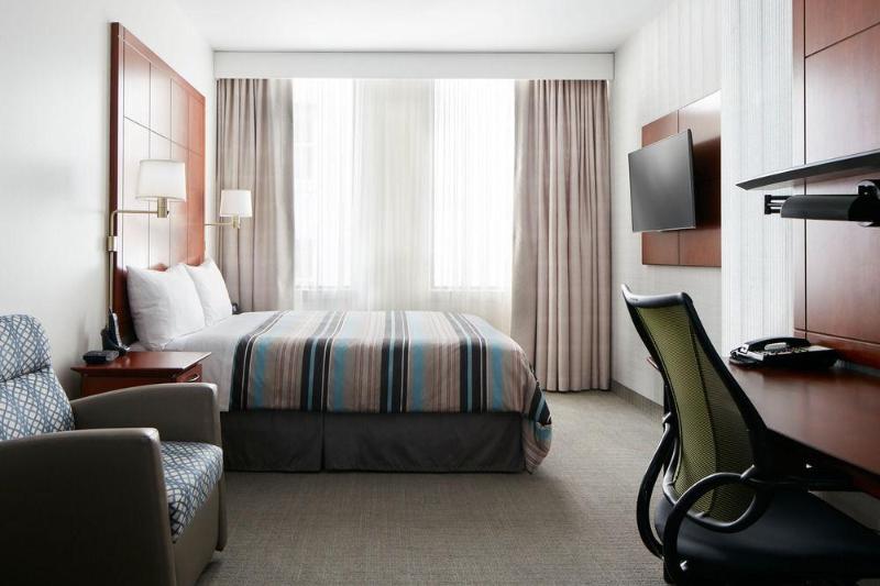 家庭间, Des Dunes