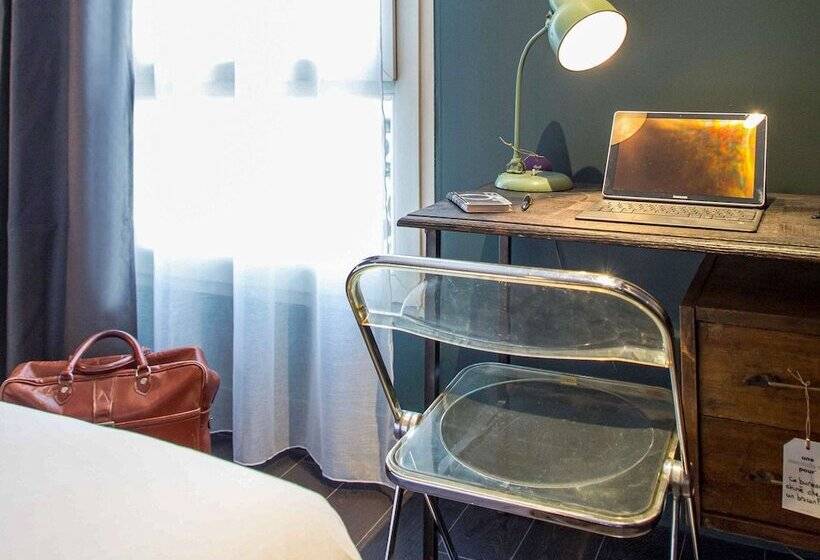 标准间, Greet Marseille Centre Saint Charles