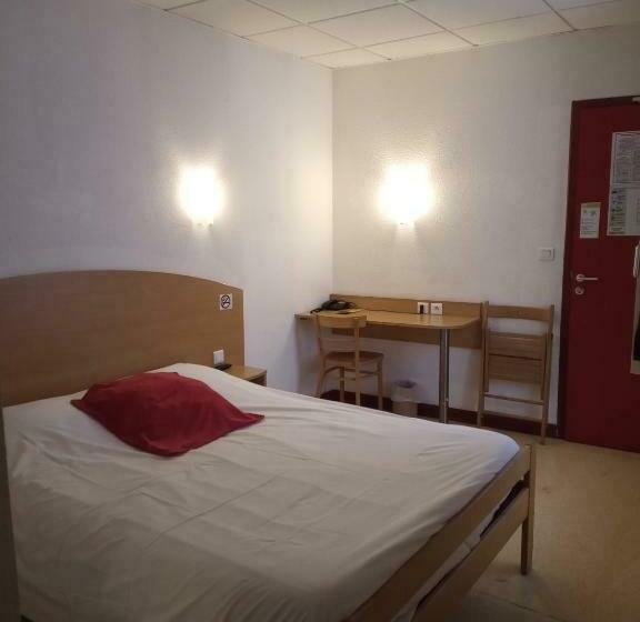 Номер Стандарт, Hôtel De Lyon