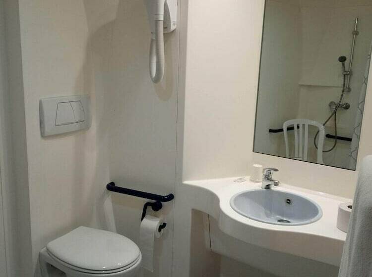 חדר סטנדרט, Hôtel De Lyon